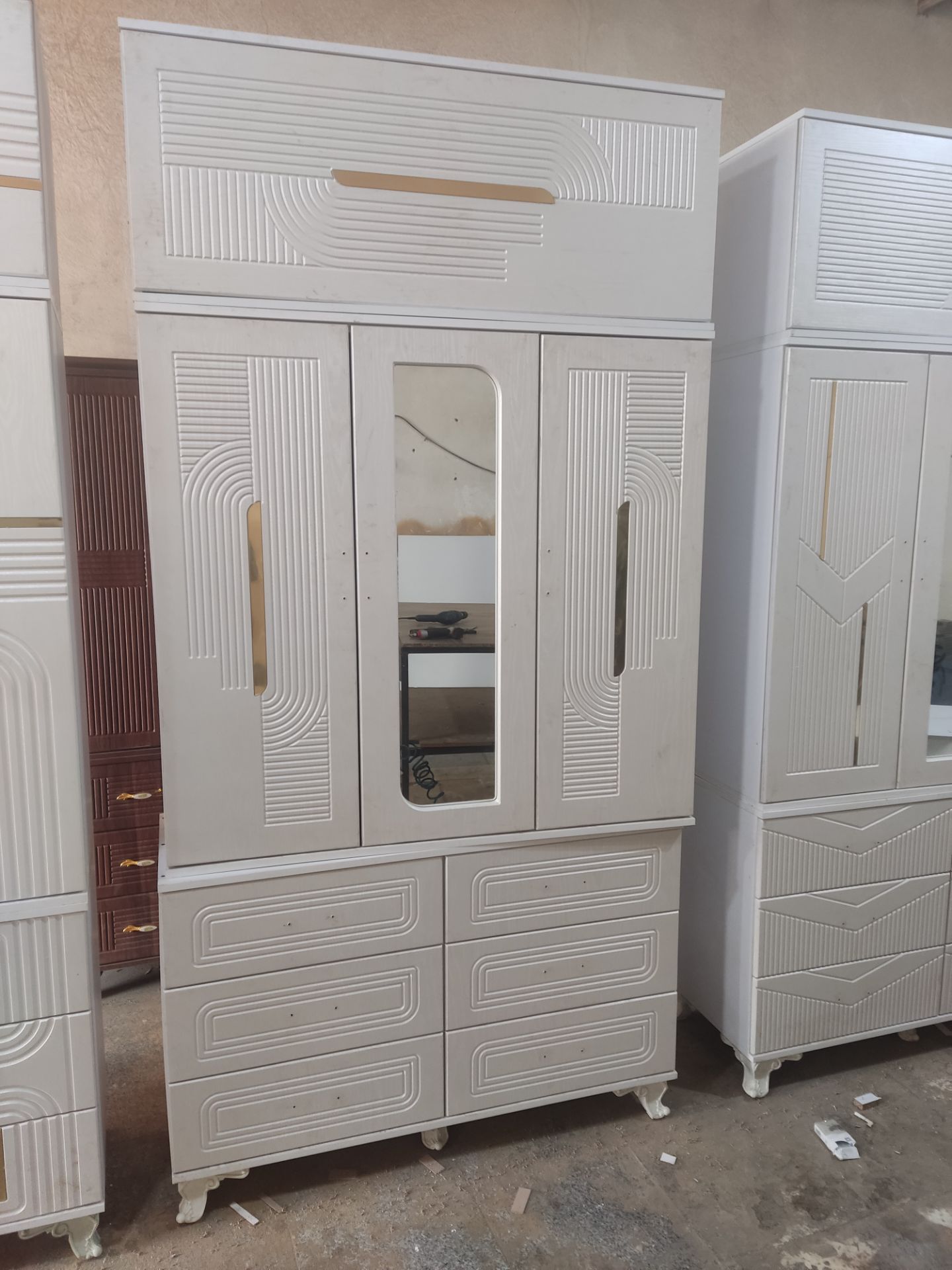 کمد لباس شش کشو باکس دار ویترین دار مدل (روبی) در ابعاد 120*190